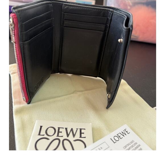 Loewe Repeat Anagram Leather Tri-Fold Wallet Black & Pink*Snap*Dustbag*Cards - Picture 6 of 7